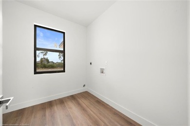 Welcome to this modern 3 bed, 2 bath home,2 car garage with - photo 23