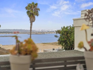 Wake up to Mission Bay in full color, with sweeping - photo 33