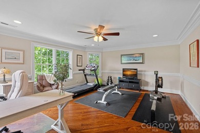 Discover the space, flexibility, and golf-course community - photo 34