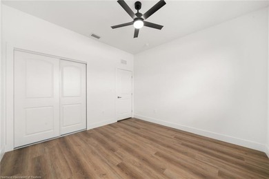 Welcome to this modern 3 bed, 2 bath home,2 car garage with - photo 46