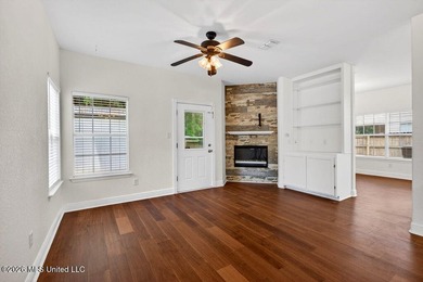 Move-in ready home in the heart of D'Iberville! This - photo 4
