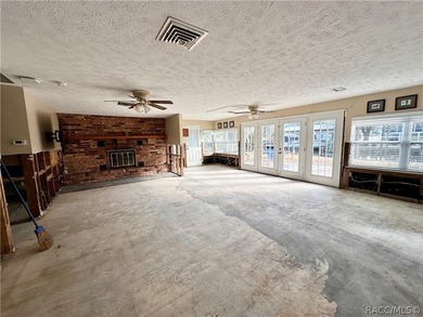 Rare opportunity to secure a prime waterfront property in Old - photo 7