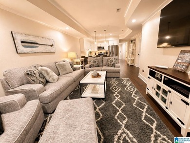 Logan Martin Lake is calling! This move-in ready condo on the - photo 5
