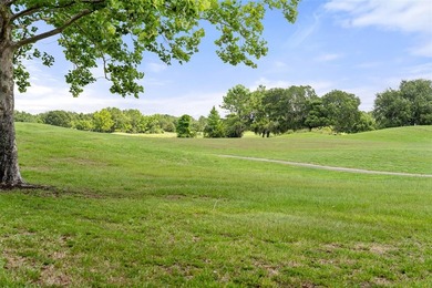 You will fall in love with the golf course views from the front - photo 4