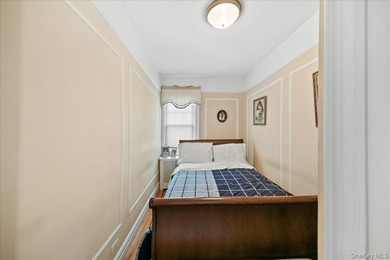 Brick detached single family house located in vibrant - photo 17