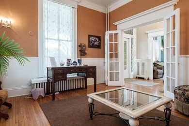 A truly rare opportunity to own an iconic Italianate estate - photo 17