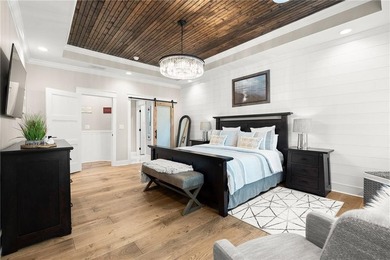 Immaculate custom-built masterpiece, with primary suite on main - photo 21