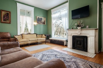 A truly rare opportunity to own an iconic Italianate estate - photo 21