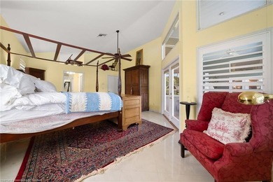 Experience elevated Florida living in this sprawling golf course - photo 23