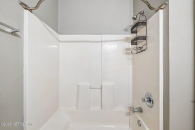 Welcome to this beautifully maintained 3-bedroom, 2-bath condo - photo 25
