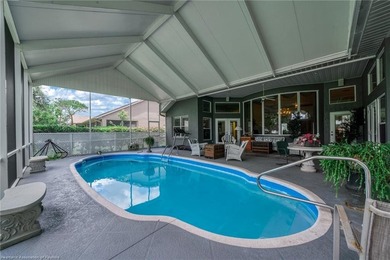 Experience elevated Florida living in this sprawling golf course - photo 27