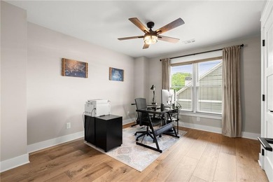 Immaculate custom-built masterpiece, with primary suite on main - photo 28