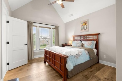 Immaculate custom-built masterpiece, with primary suite on main - photo 33