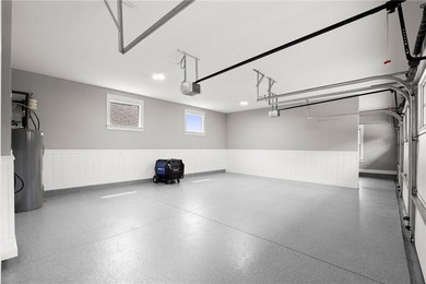 Immaculate custom-built masterpiece, with primary suite on main - photo 35