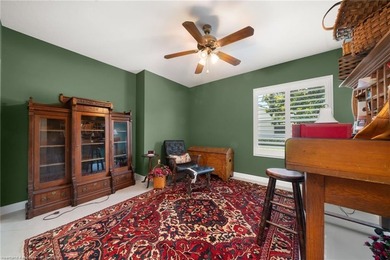 Experience elevated Florida living in this sprawling golf course - photo 37