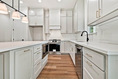 Stunning new construction home on a beautiful wooded lot! Just - photo 8