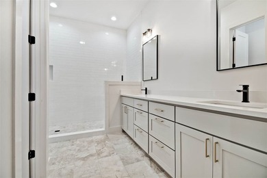 Stunning new construction home on a beautiful wooded lot! Just - photo 10