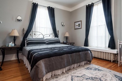 A truly rare opportunity to own an iconic Italianate estate - photo 40