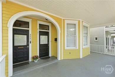 *Classic Savannah Duplex with Porch & Balcony in Prime Downtown - photo 3