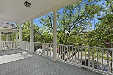 *Classic Savannah Duplex with Porch & Balcony in Prime Downtown - photo 4