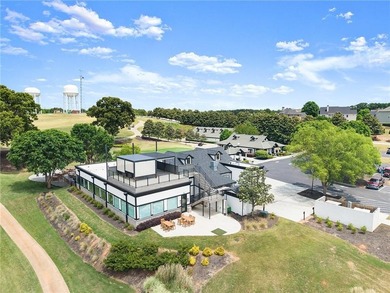 Immaculate custom-built masterpiece, with primary suite on main - photo 46