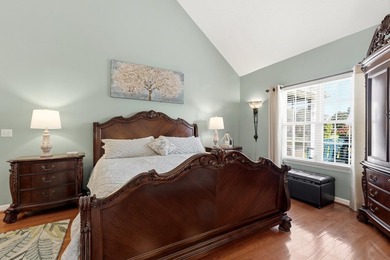 Wake up to peaceful lake views and end your day watching the - photo 16