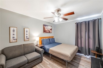 Close proximity to the beach! Beautiful Gulf view! Additionally