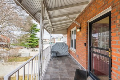 Excellent opportunity to own a well-maintained two-family home - photo 18