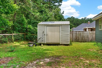 This exceptional 3-bedroom,2 bath home boasts a split floor plan - photo 20