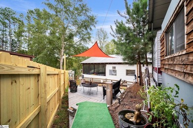 Welcome to 1204 Hanover Dr. in Westminster, SC! This charming - photo 21