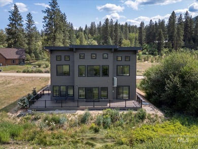 Payette River Home For Sale in Garden Valley Idaho