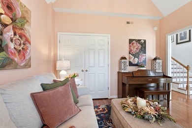 Wake up to peaceful lake views and end your day watching the - photo 23