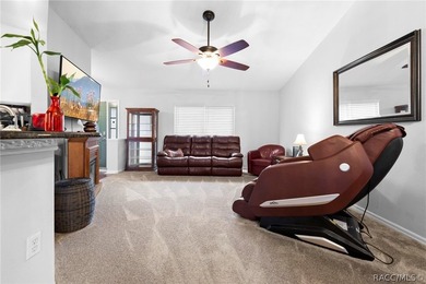 Move-In Ready Home in the Heart of Spring Hill! Welcome to this - photo 5