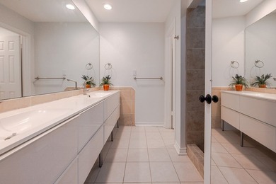 Experience the perfect blend of comfort and style in this - photo 36