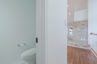 Experience the perfect blend of comfort and style in this - photo 44