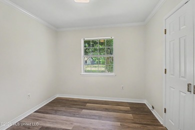 Great home in College Park perfect for First Time Home Buyer - photo 7