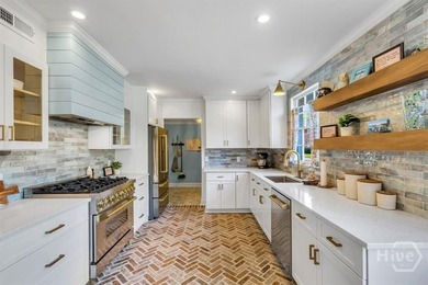 An iconic Ardsley Park residence blending Colonial Revival - photo 6