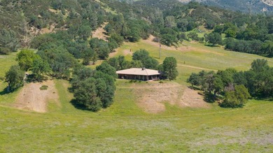 Welcome to a rare opportunity to own a beautiful ranch in the - photo 1