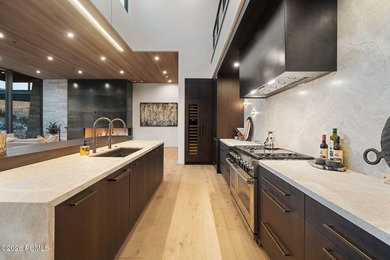 A custom luxury ski home and Forbes Five-star service await you - photo 13