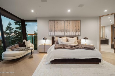A custom luxury ski home and Forbes Five-star service await you - photo 17