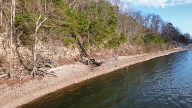 Welcome to your front-row seat on Kentucky Lake, where - photo 21