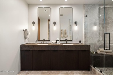 A custom luxury ski home and Forbes Five-star service await you - photo 28