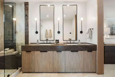 A custom luxury ski home and Forbes Five-star service await you - photo 32