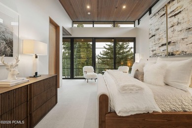 A custom luxury ski home and Forbes Five-star service await you - photo 33
