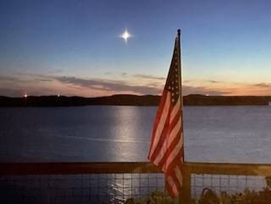Welcome to your front-row seat on Kentucky Lake, where - photo 37