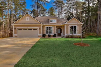Welcome to 213 Matthews Lane, a beautifully maintained - photo 2