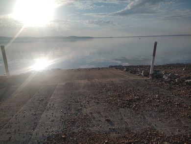 Welcome to your front-row seat on Kentucky Lake, where - photo 44