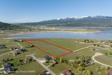 Palisades Reservoir Acreage For Sale in Alpine Wyoming