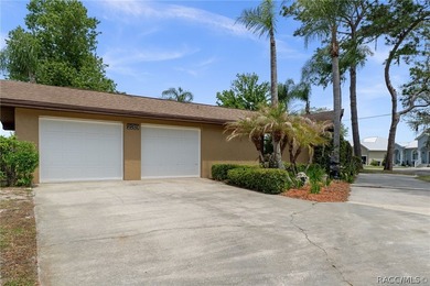 This waterfront home offers an impressive array of features. It - photo 4