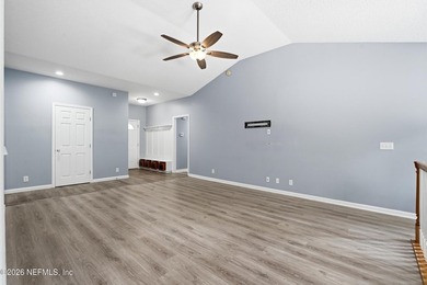 Exceptional 4-bedroom home located on a quiet cul-de-sac - photo 7